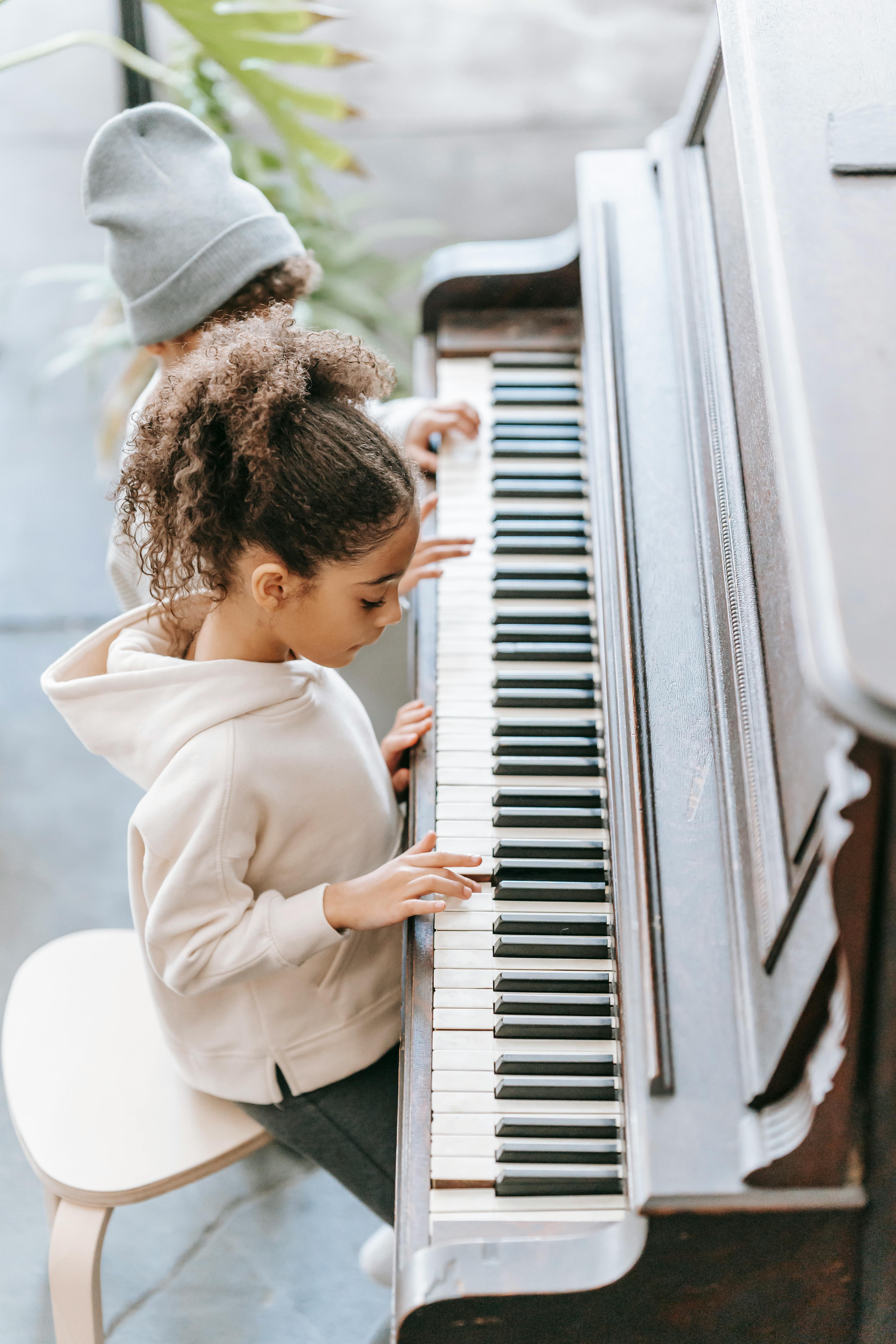 How to Buy a Piano for Beginners: A Guide to Finding the Perfect Instrument